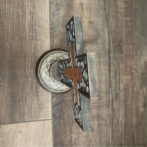 Hallmark Cross Decor - Picture 8 of 8